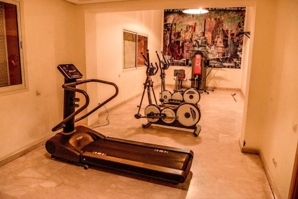 Beautiful, Great Equipped 122 M Holiday Apartment Near Majorelle Garden And Gueliz With Pool Views And A Large Balcony And Terrace 마라케시 외부 사진