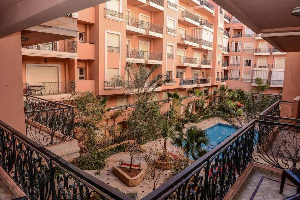 Beautiful, Great Equipped 122 M Holiday Apartment Near Majorelle Garden And Gueliz With Pool Views And A Large Balcony And Terrace 마라케시 외부 사진