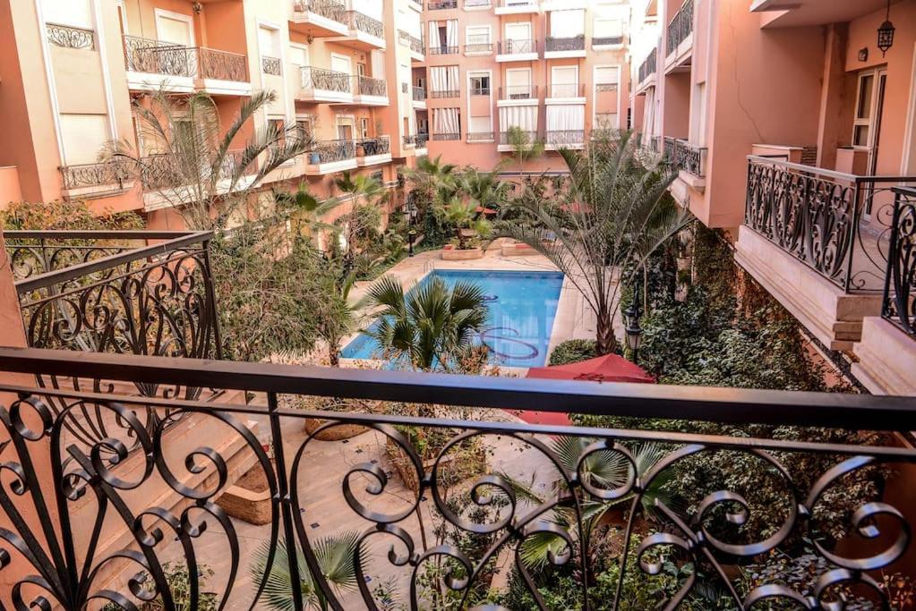 Beautiful, Great Equipped 122 M Holiday Apartment Near Majorelle Garden And Gueliz With Pool Views And A Large Balcony And Terrace 마라케시 외부 사진
