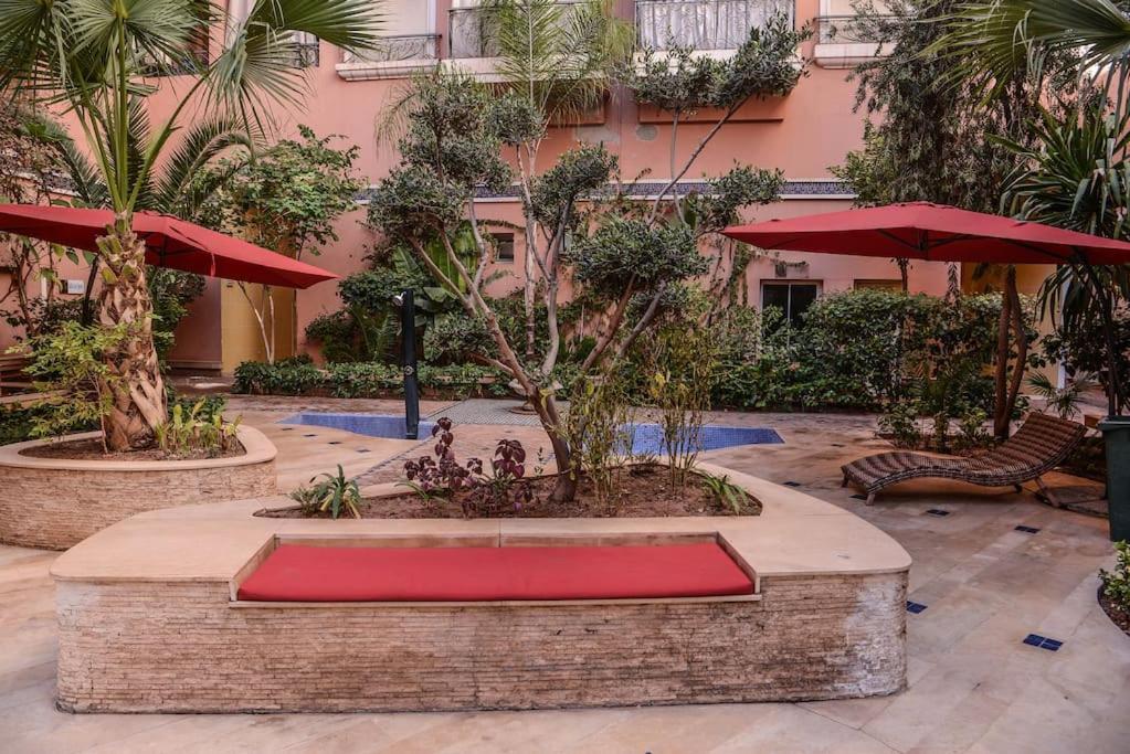 Beautiful, Great Equipped 122 M Holiday Apartment Near Majorelle Garden And Gueliz With Pool Views And A Large Balcony And Terrace 마라케시 외부 사진