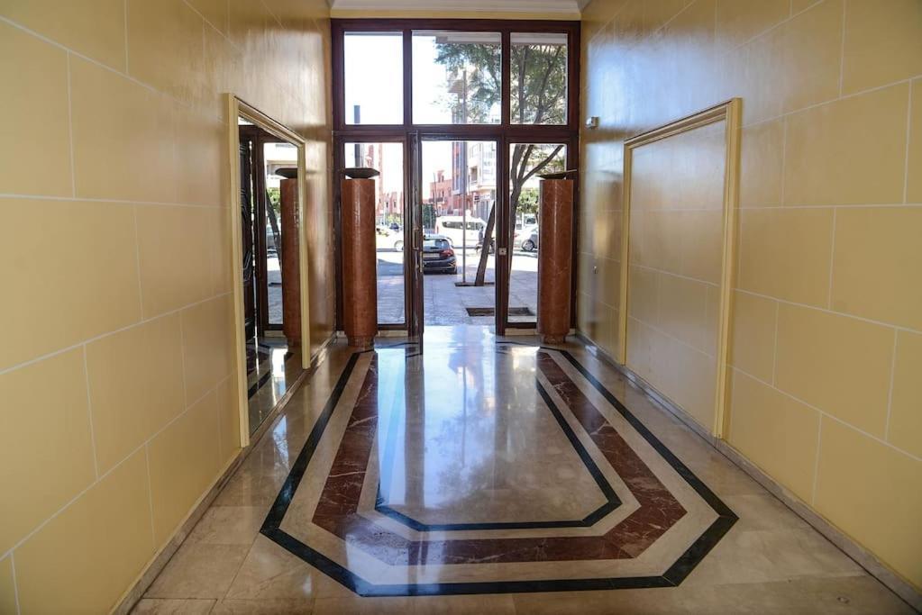 Beautiful, Great Equipped 122 M Holiday Apartment Near Majorelle Garden And Gueliz With Pool Views And A Large Balcony And Terrace 마라케시 외부 사진