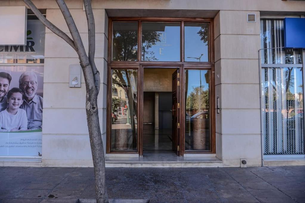 Beautiful, Great Equipped 122 M Holiday Apartment Near Majorelle Garden And Gueliz With Pool Views And A Large Balcony And Terrace 마라케시 외부 사진