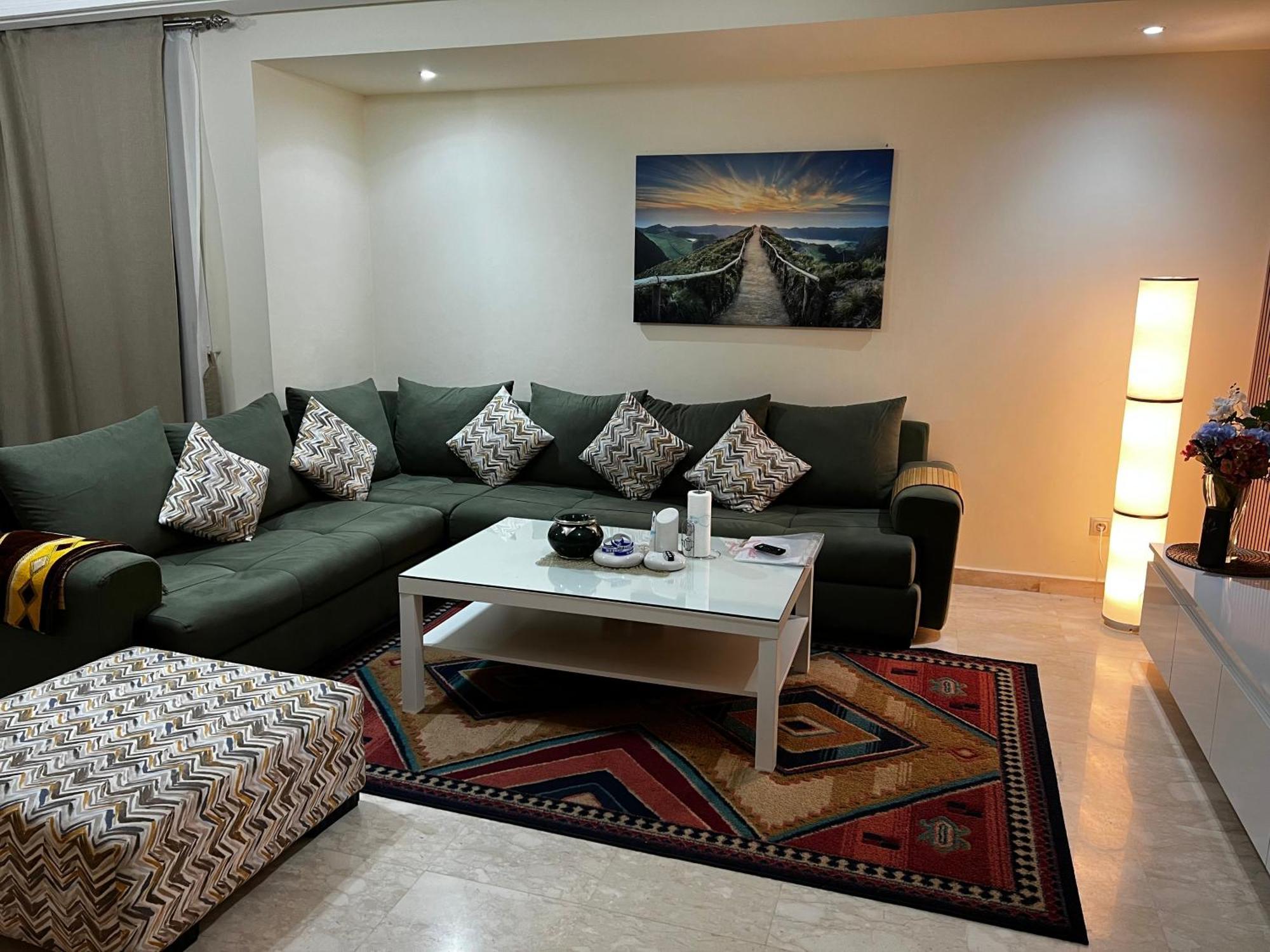 Beautiful, Great Equipped 122 M Holiday Apartment Near Majorelle Garden And Gueliz With Pool Views And A Large Balcony And Terrace 마라케시 외부 사진